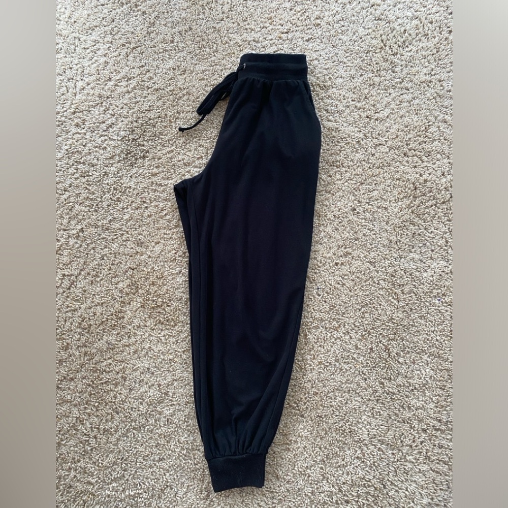 Women’s Black 7/8 Jogger Pants size XS